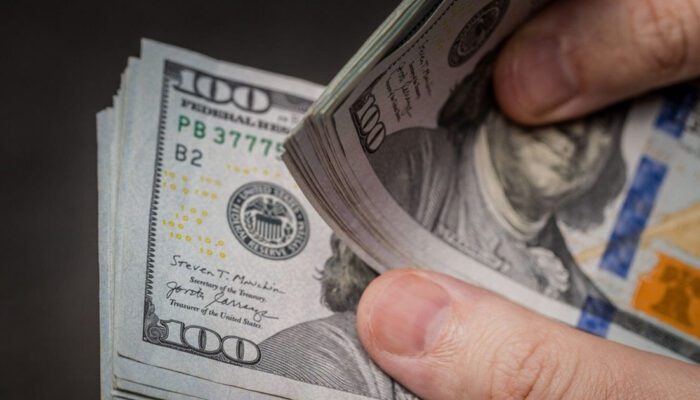 Cara Hidup Enak Tapi Tetap Punya Tabungan Aman