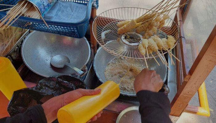 Jajanan Anak Sekolah yang Masih Enak Sampai Sekarang