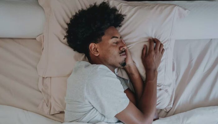 Kebiasaan Malam yang Bikin Tidur Kamu Lebih Nyenyak