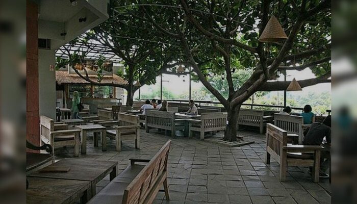 Restoran Hidden Gem yang Bakal Bikin Kamu Menyesal Baru Tahu