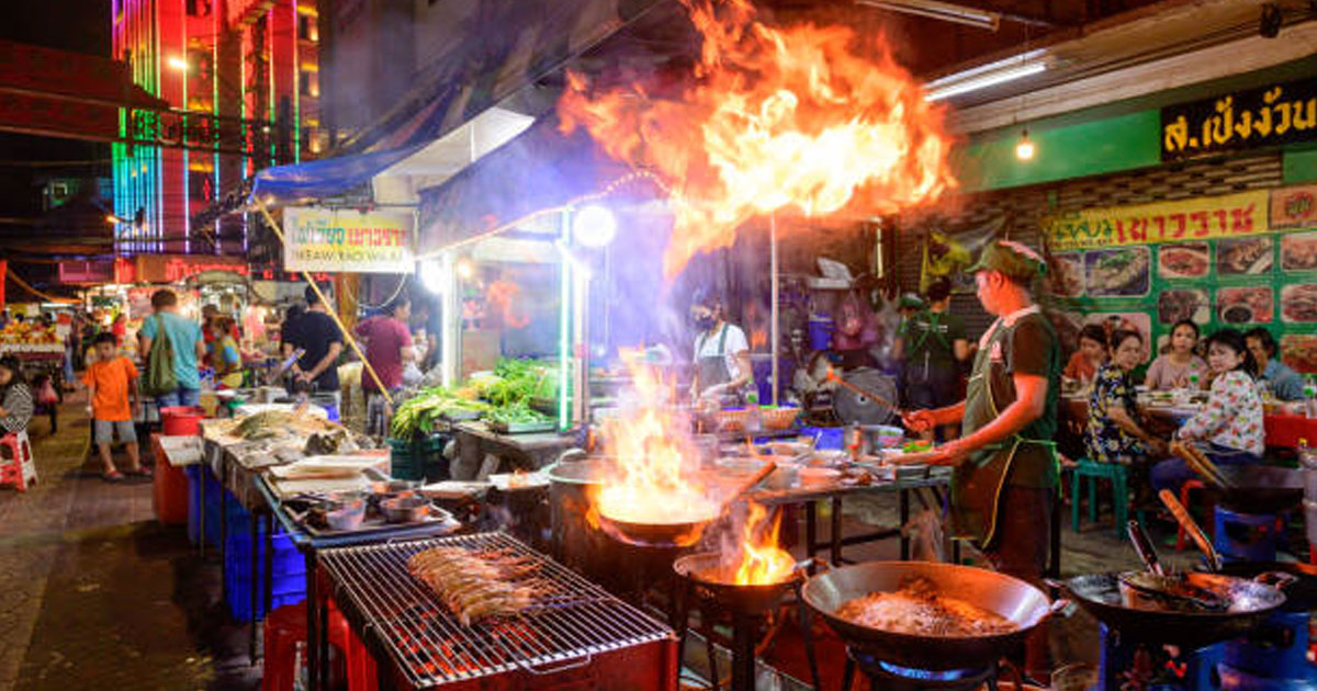 Street Food yang Sering Diremehin Padahal Rasanya Juara