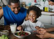 Trik Makan Enak Tapi Tetap Sehat buat Pecinta Cemilan